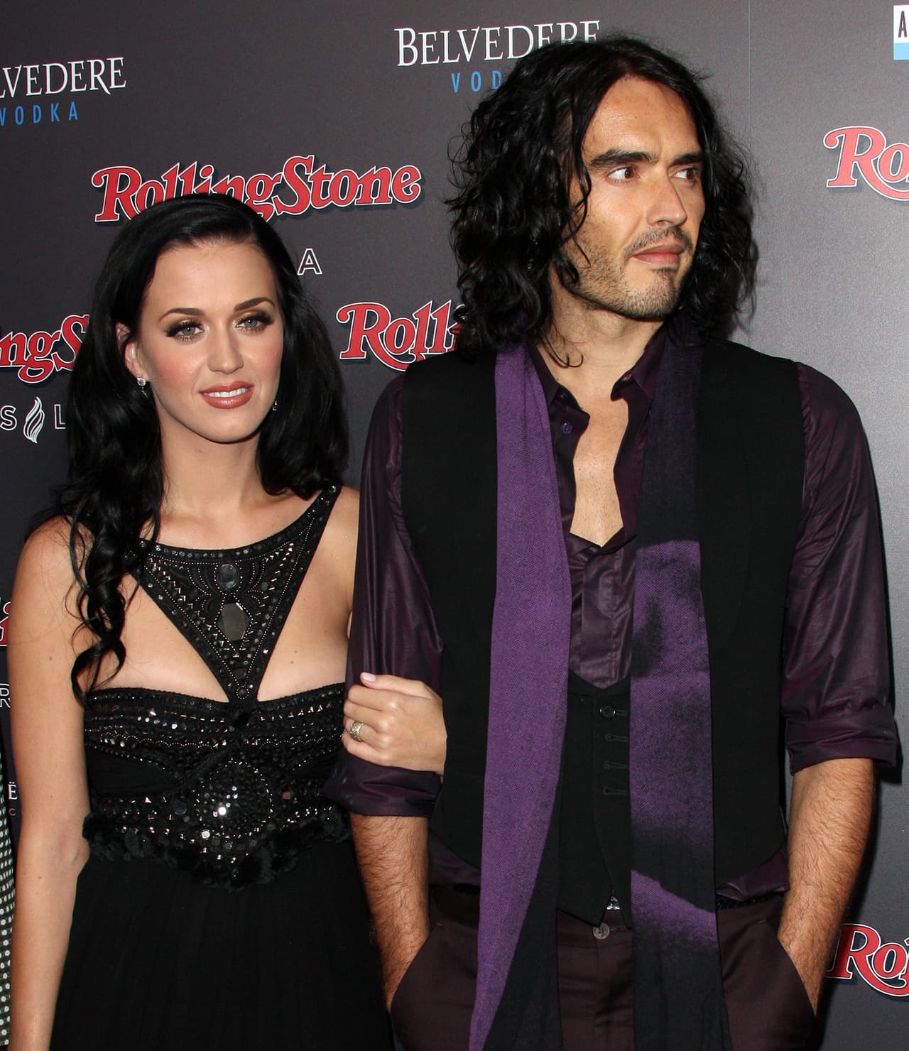 Katy Perry se olvida de su matrimonio