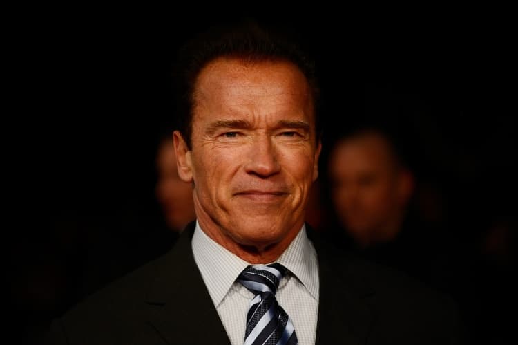 Arnold Schwarzenegger se cortó la frente durante un rodaje