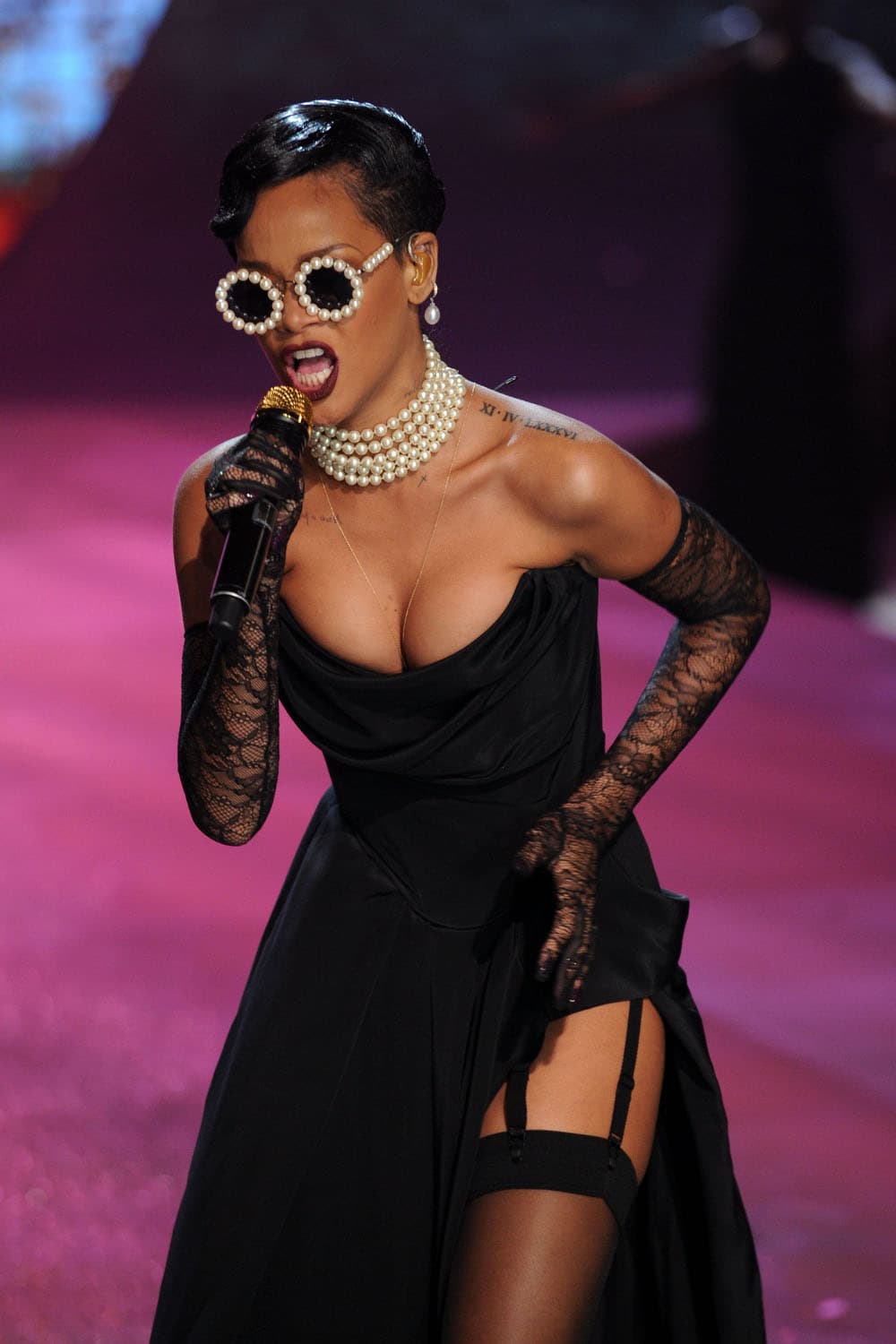 Fotos de Rihanna cantando