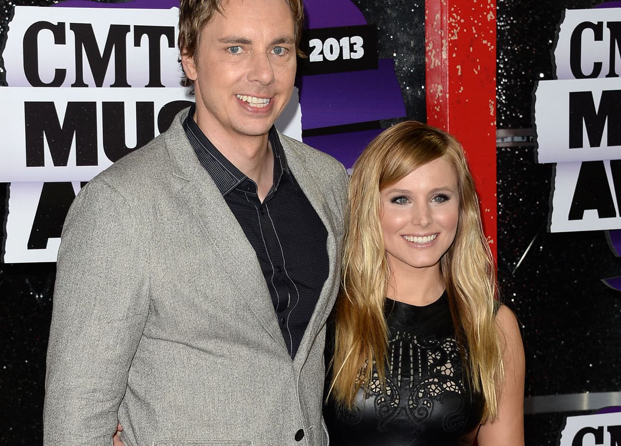 Kristen Bell le pidió casamiento a Dax Shepard por Twitter