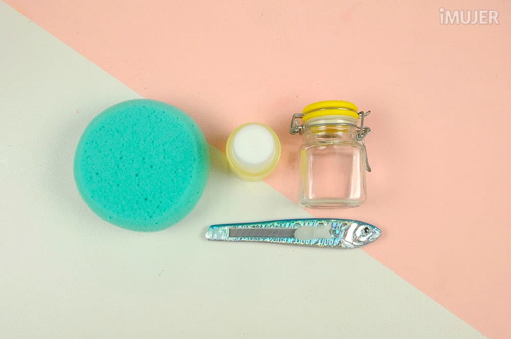 DIY: ¡Crea tu propio quitaesmalte y llévalo en tu bolso!