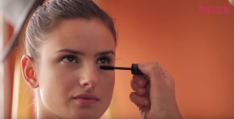 Estos son los errores que cometemos al darle volumen a nuestras pestañas