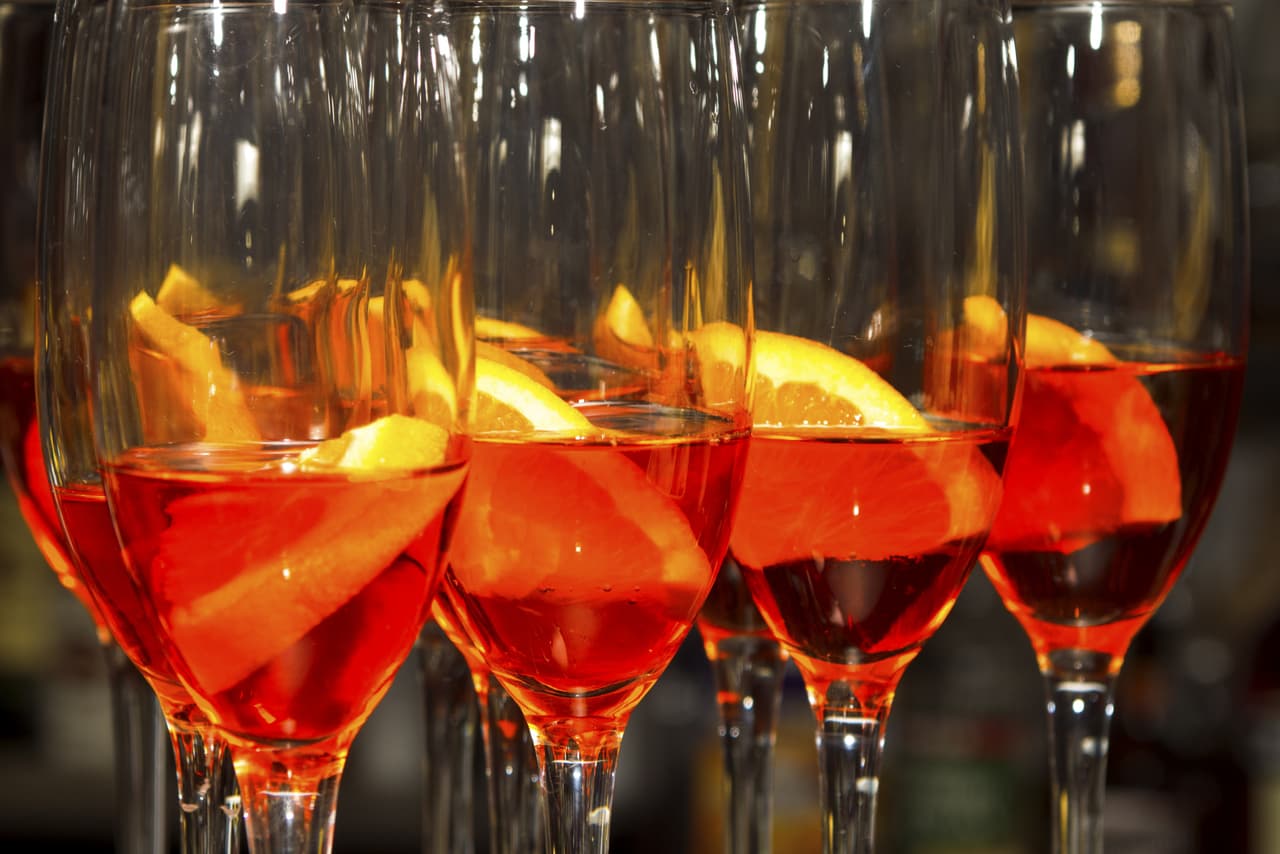 Prueba el cóctel Garibaldi