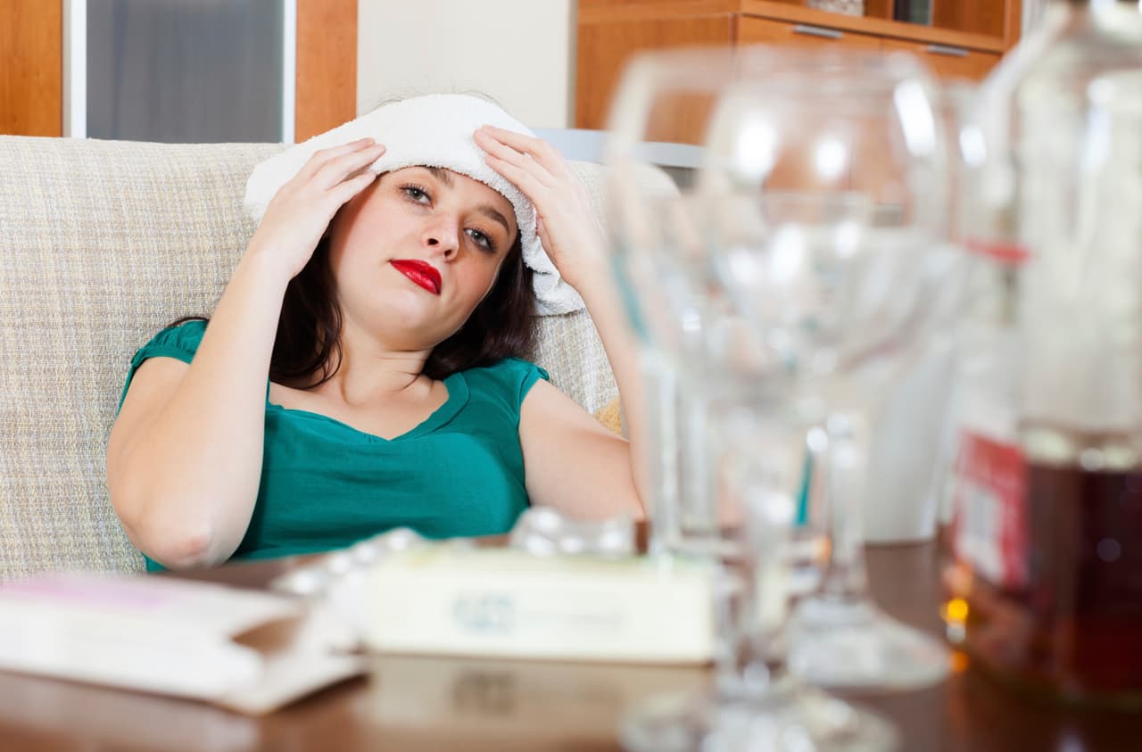 Los mejores consejos para combatir la resaca después de fin de año