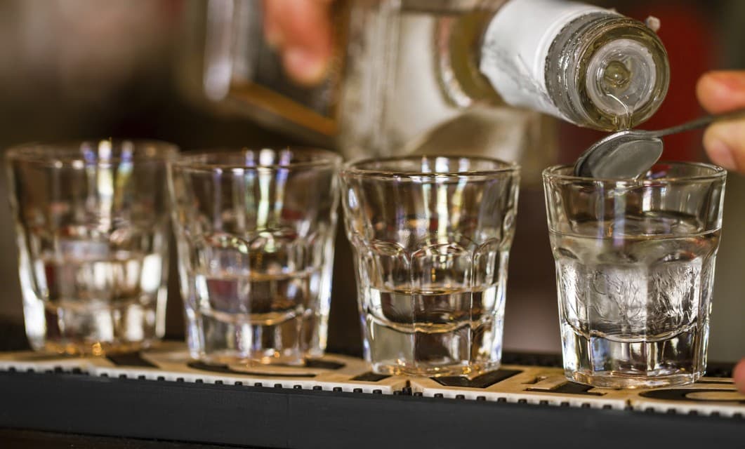 Este es el trago que debes probar ahora mismo si eres fanático del vodka
