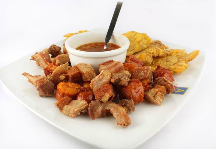 5 alimentos colombianos deliciosos pero muy dañinos