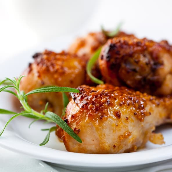 Pollo asado con salsa de mostaza