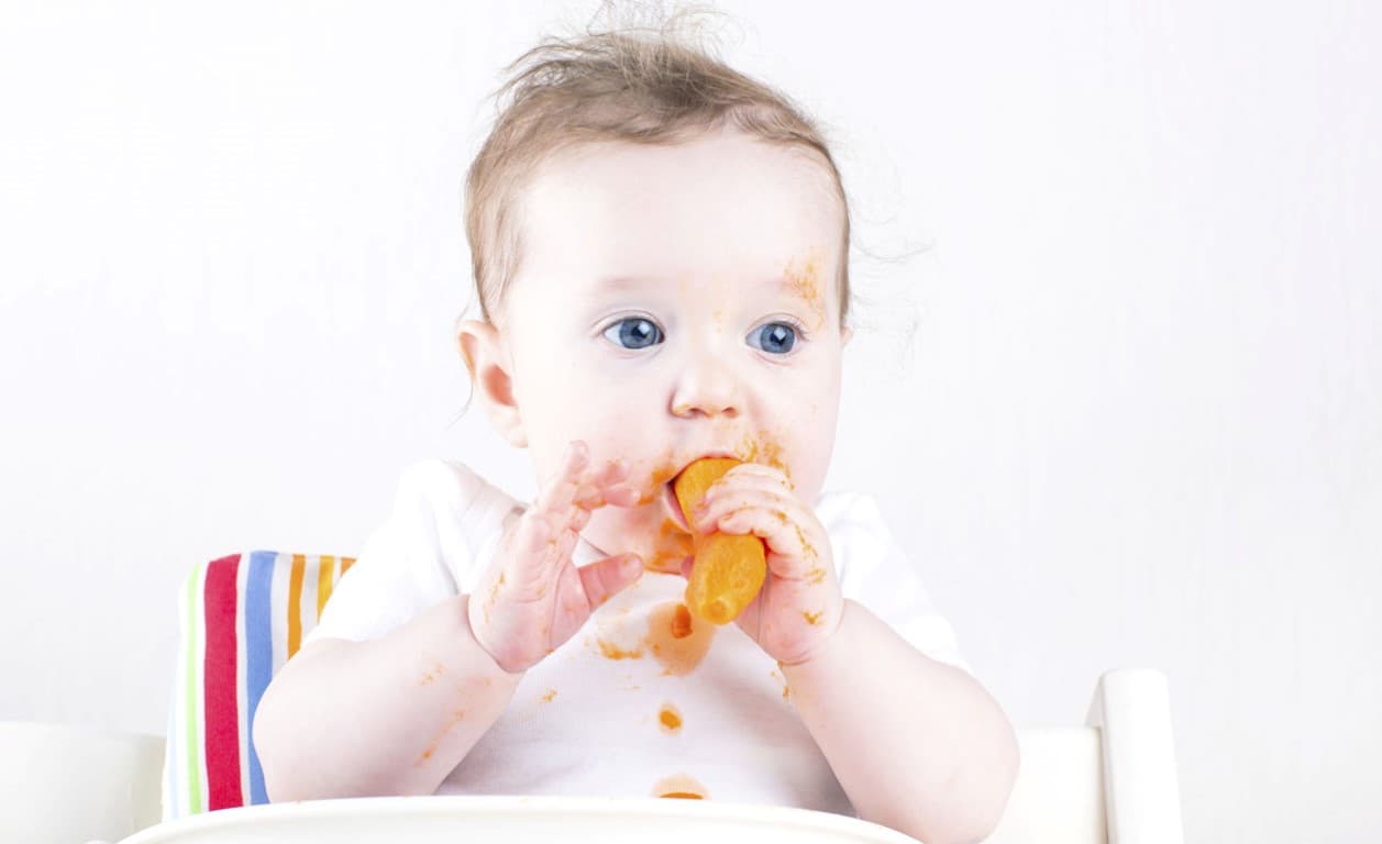 Cómo desarrollar el sentido del tacto en los bebés