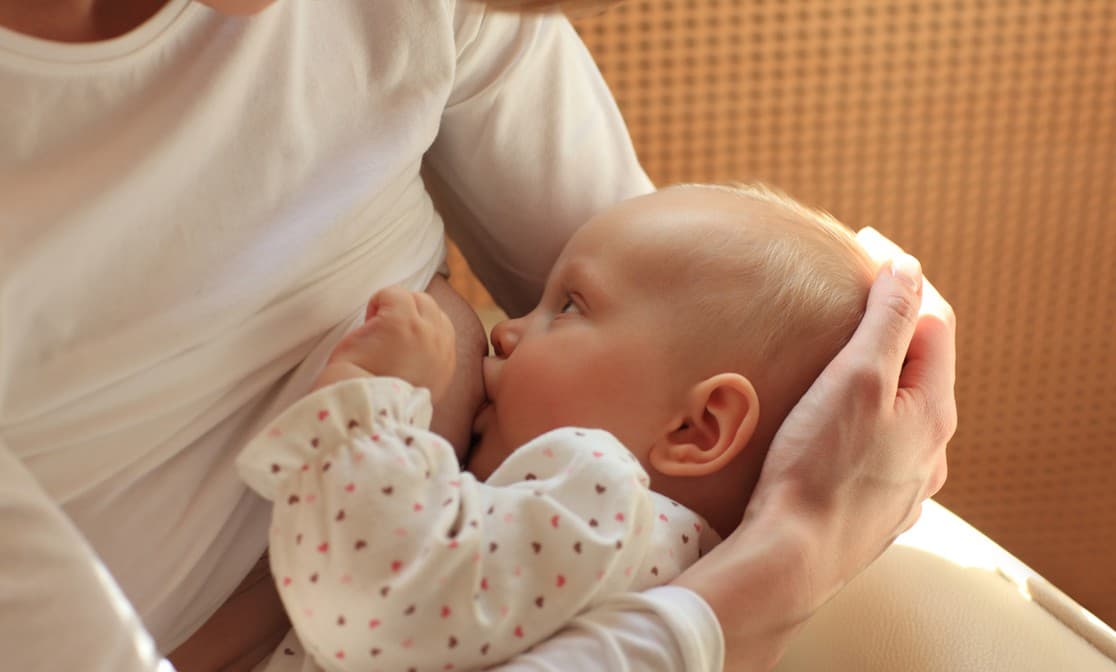 Por qué es buena la lactancia materna