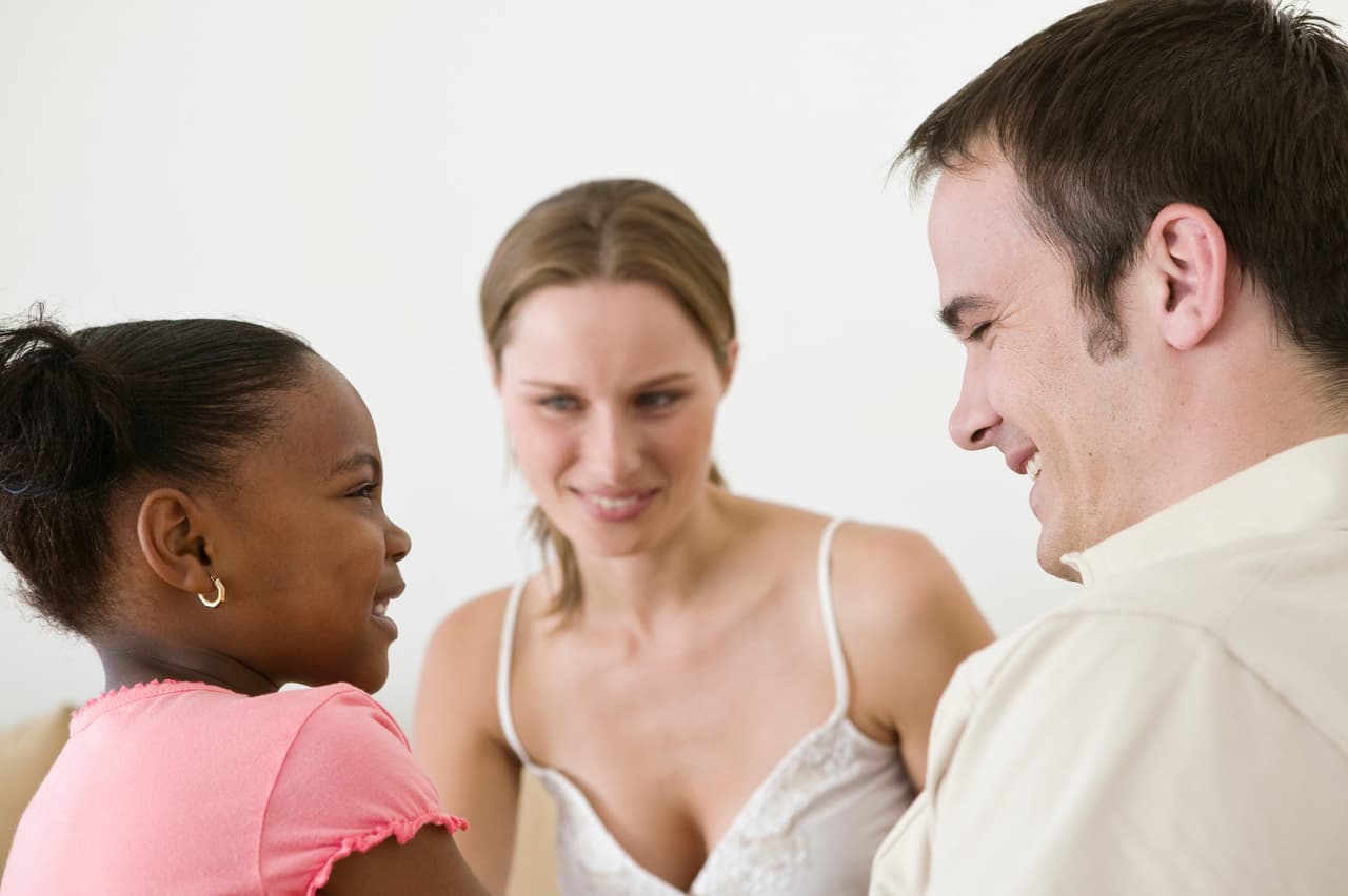 Consejos para padres adoptivos de niños de otra raza