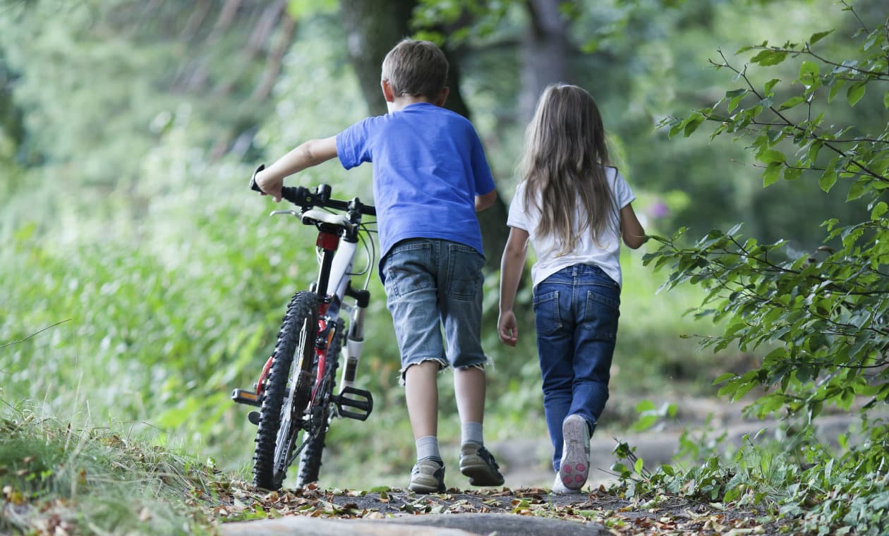 ¿Es mejor criar a los hijos en el campo o en la ciudad?