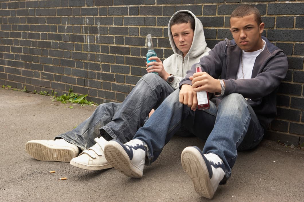 Los peligros del alcohol en los adolescentes