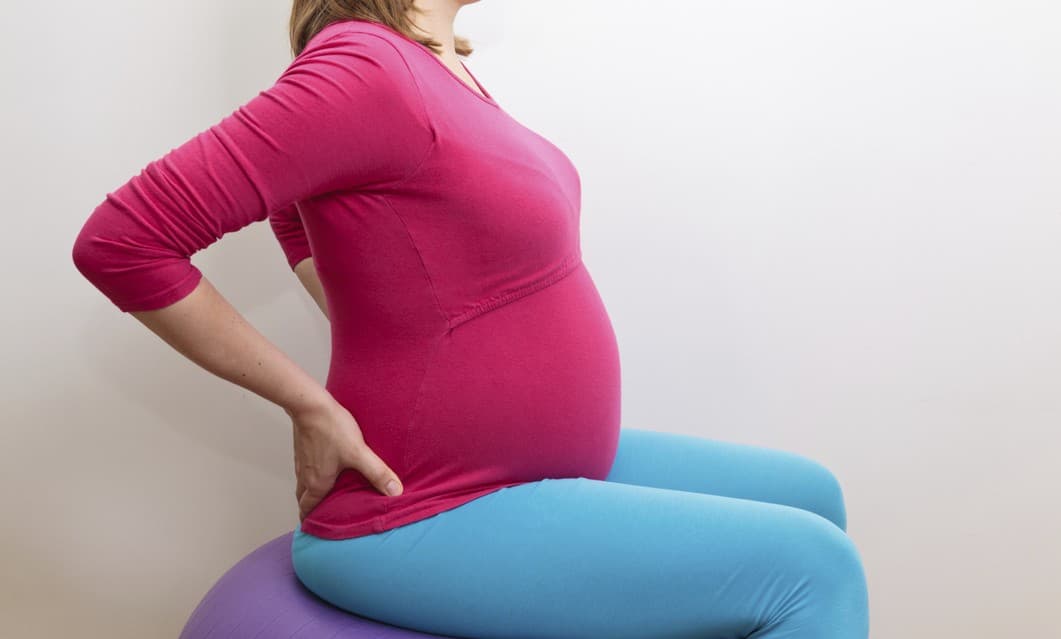 ¿Por qué duele la espalda en el embarazo?