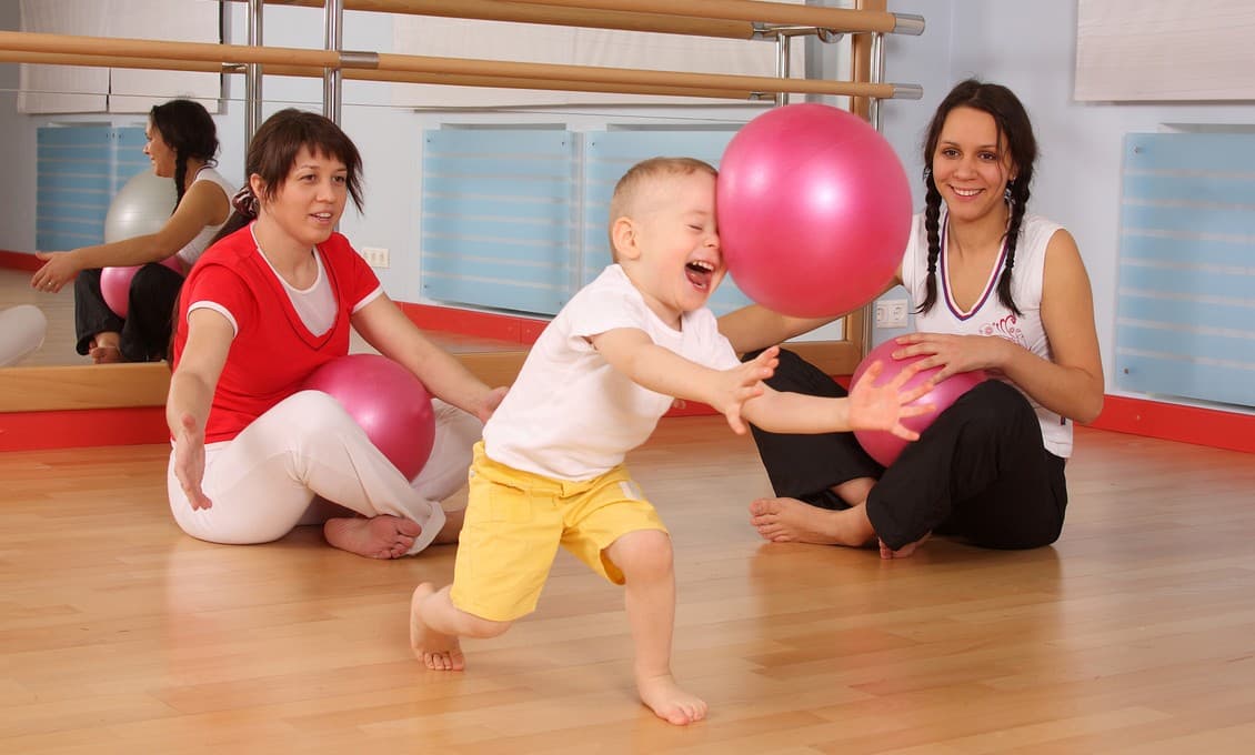 Tips para ejercitarte junto a tus hijos