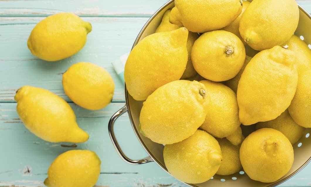 10 alimentos que son aliados sorprendentes en la limpieza del hogar