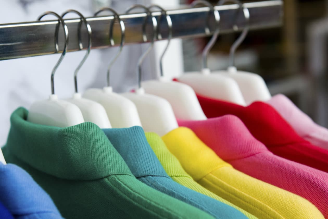 Cómo colgar la ropa para que no se marque