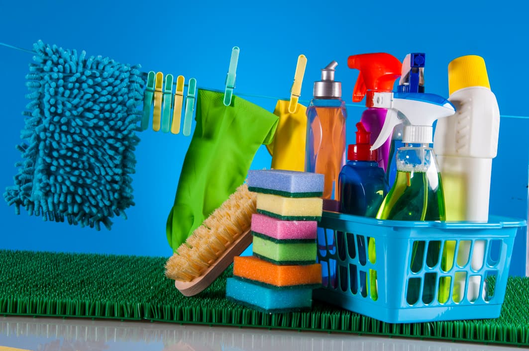 Cómo limpiar los puños de una chaqueta de cuero sintético