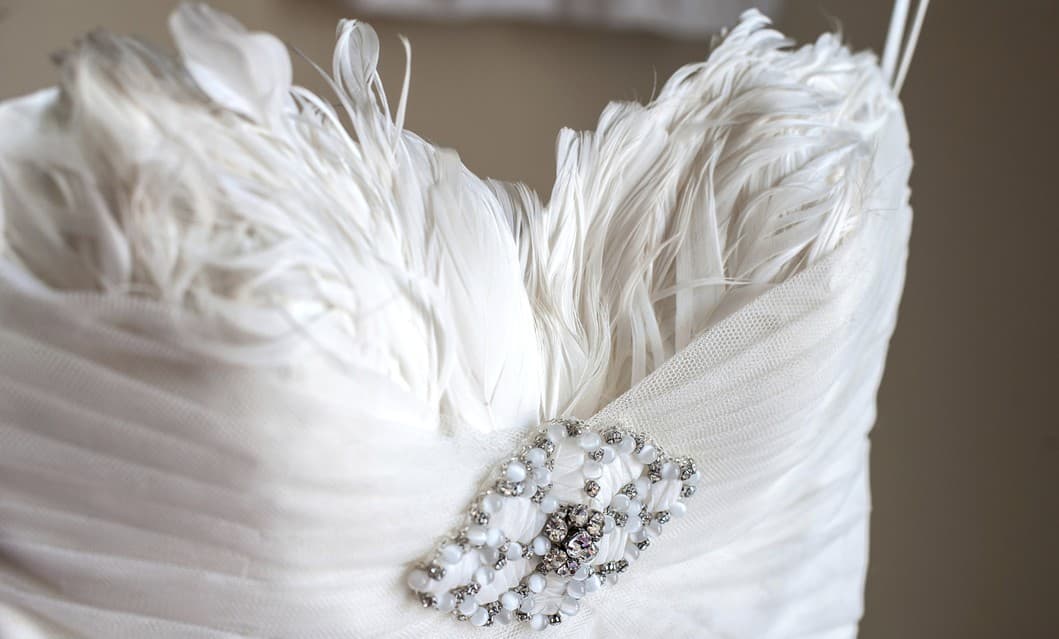 Cómo limpiar un vestido de novia sin dañarlo