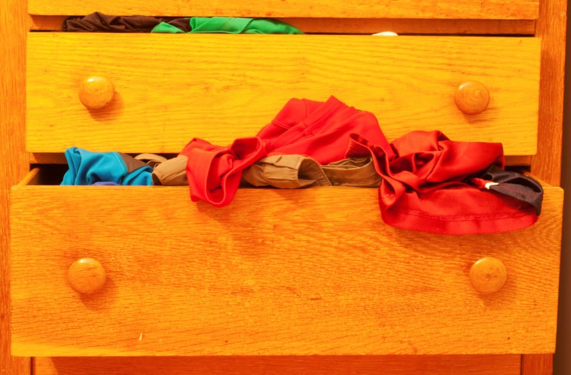 3 cosas de tu dormitorio que deberías donar