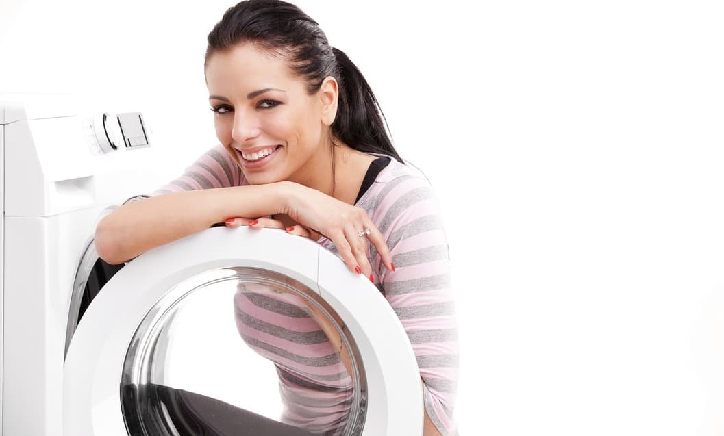 7 aparatos y accesorios de la casa que sí requieren lavarse (pero están olvidados)