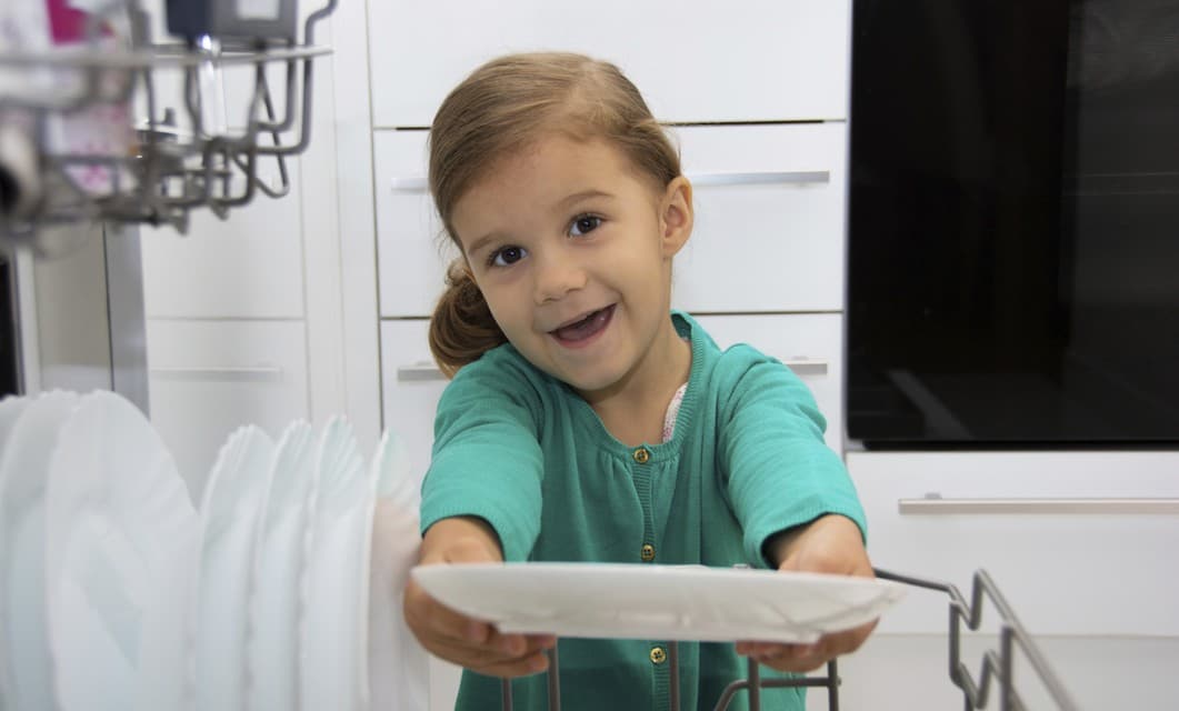 Cómo repartir las tareas del hogar en la familia