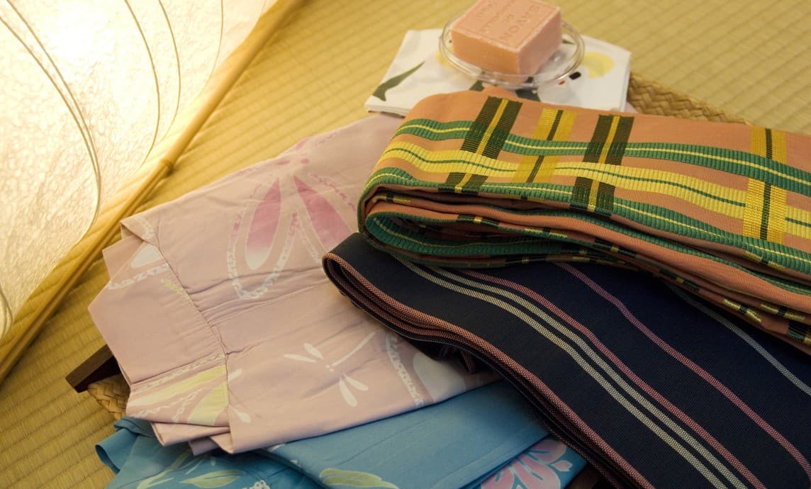 Manual para distinguir los tipos de telas de tapicería