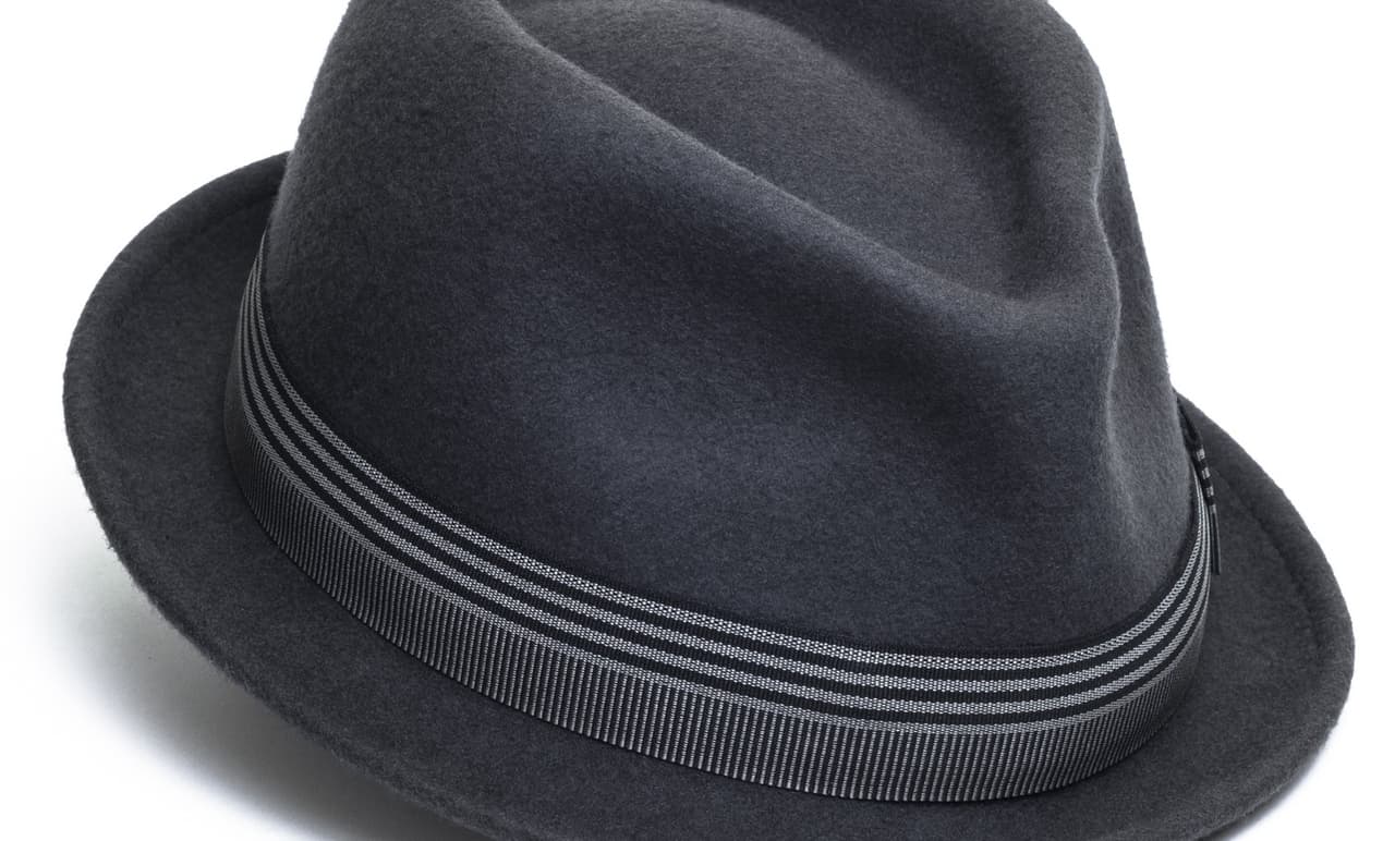 Tips para eliminar el moho de los sombreros de fieltro