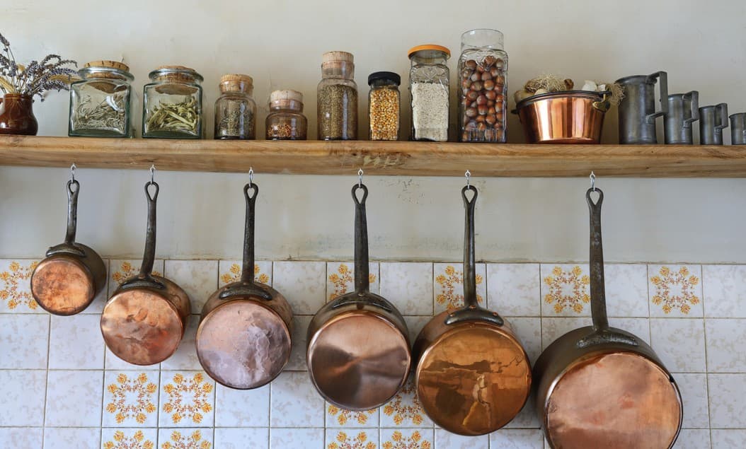 Trucos para aprovechar mejor los espacios en las estanterías