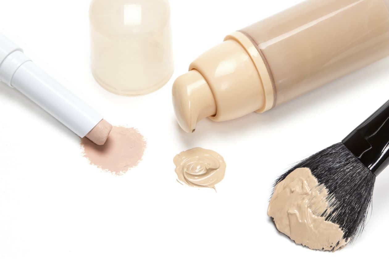 5 trucos de maquillaje para ocultar las pecas