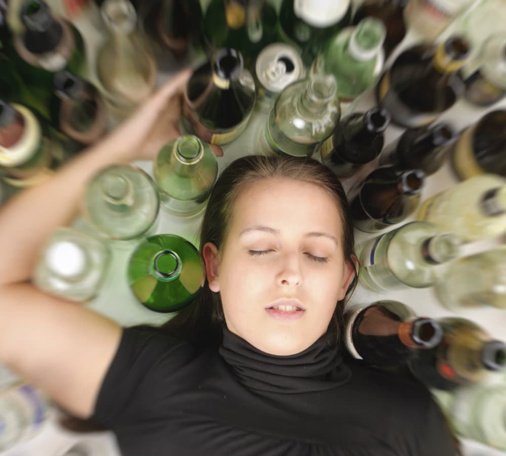 9 cosas que JAMÁS debes hacer en la fiesta de fin de año de tu empresa