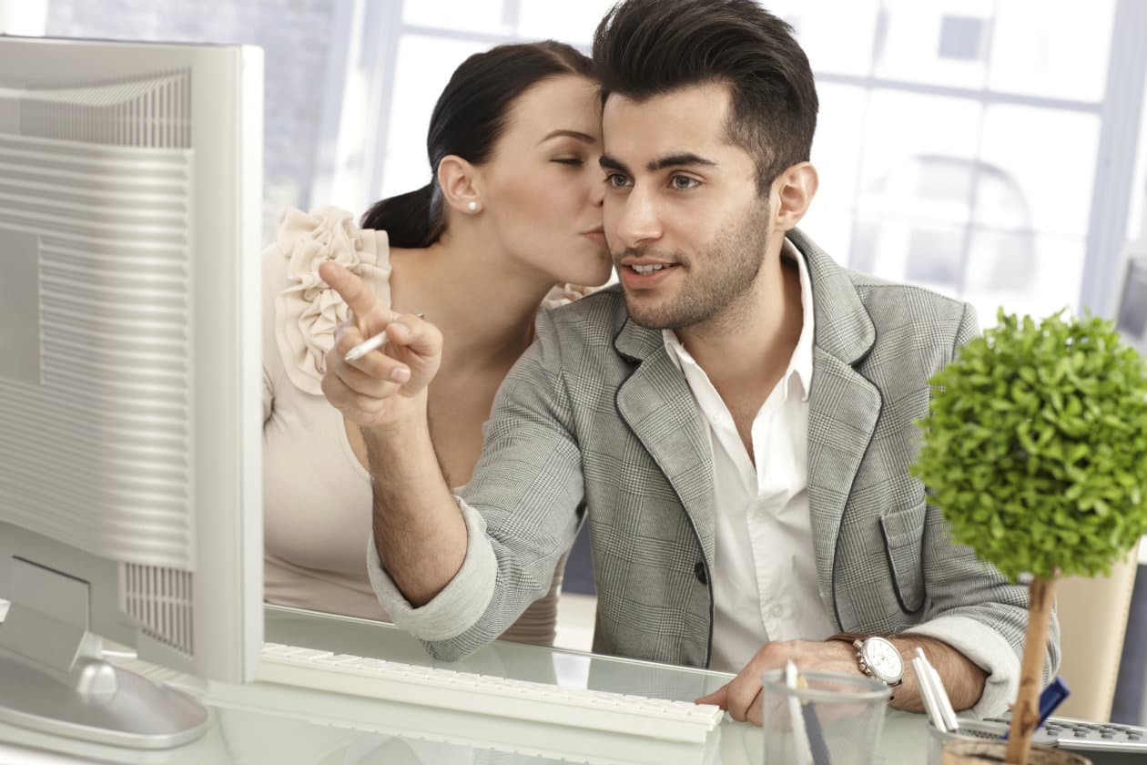Amor en la oficina: a favor y en contra