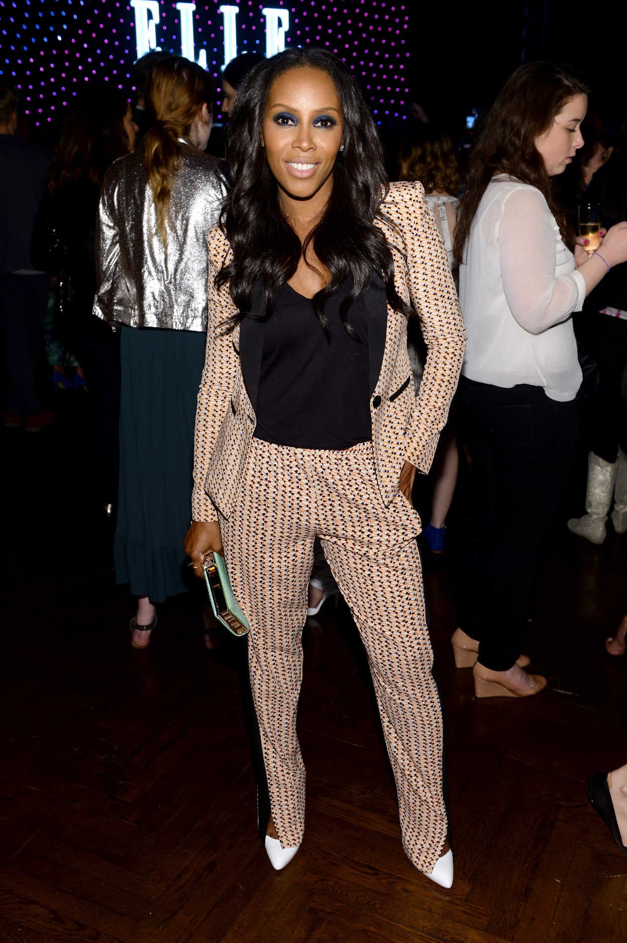 Cómo usar blusas por dentro del pantalón