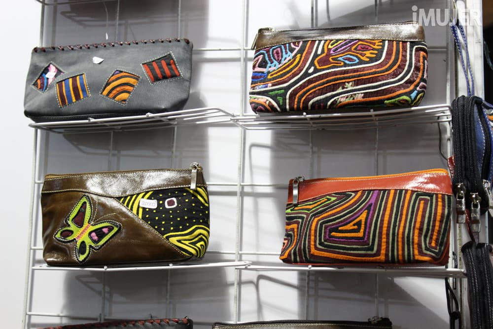 Accesorios en cuero con tejidos indígenas