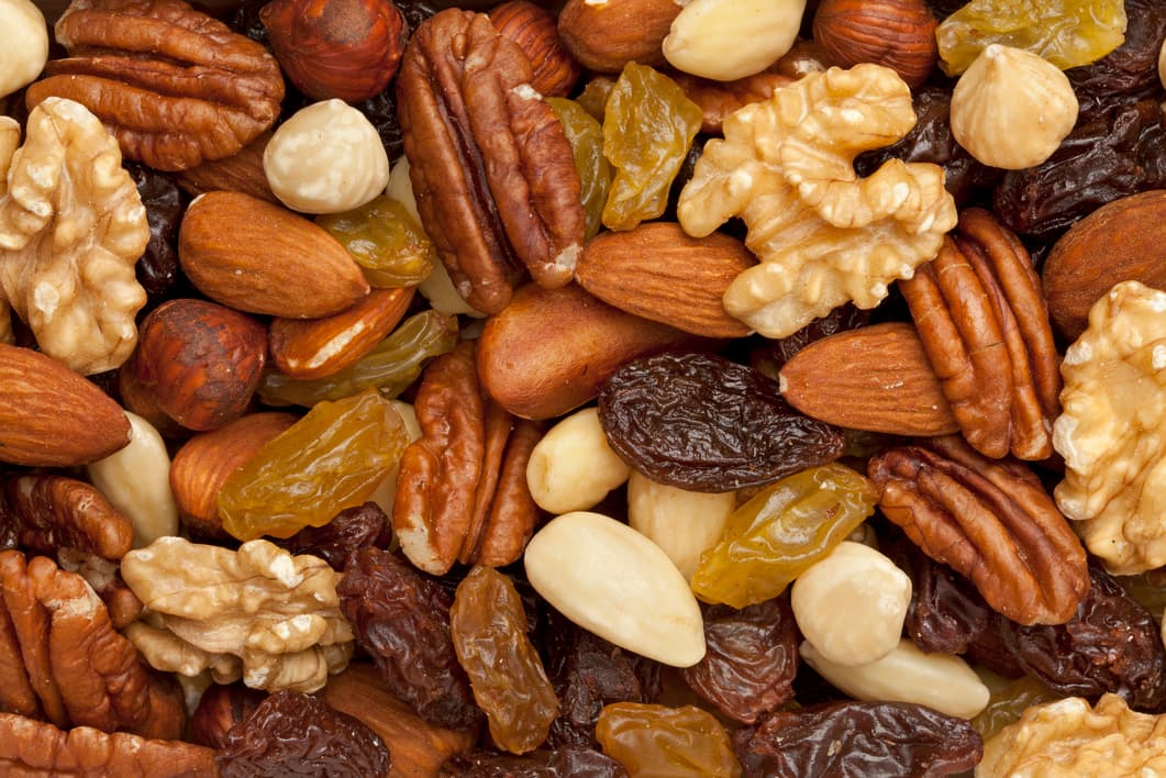 7 snacks saludables y sin gluten que puedes llevar a todos lados, ¡incluso al trabajo!