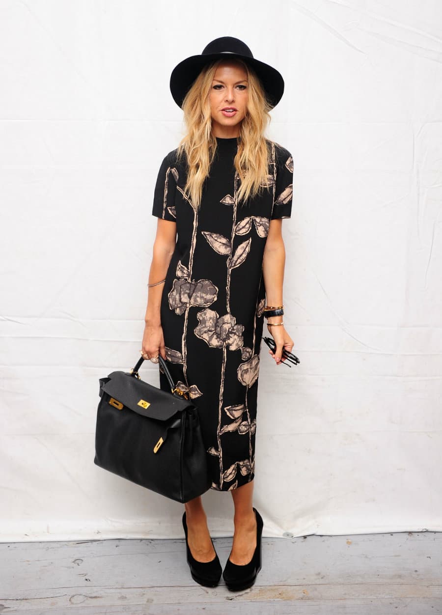 Looks a la moda con bolso Birkin de Hermes en su 30 aniversario