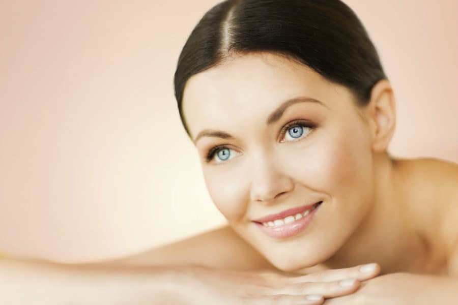 Sencillas formas de ahorrar en productos anti age