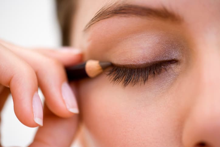 7 sencillos trucos de delineado que cambiarán tus ojos (¡y te ahorrarán tiempo!)