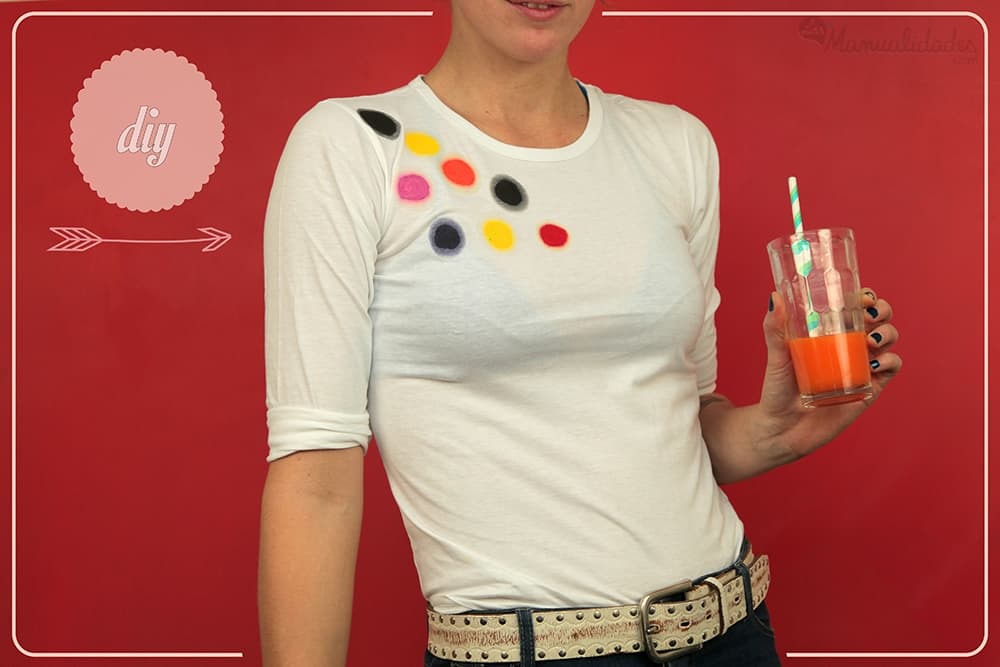 Cómo decorar camisetas con crayolas
