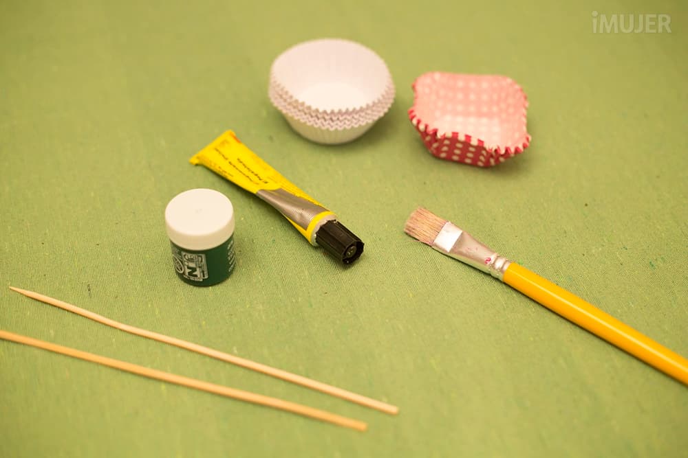 Flores con moldes de cupcakes