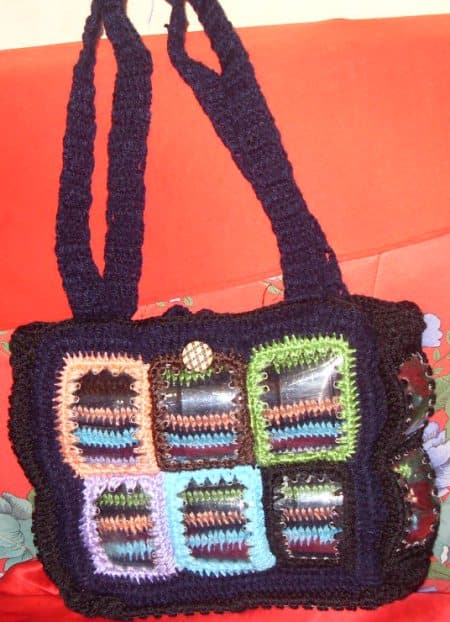 Cartera en colores, enviada por Morena