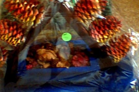 Artesanías en Piña, enviadas por Williams