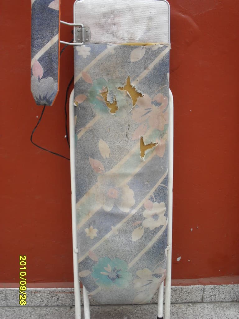 Reciclado de tabla de planchar, enviado por Mirenchu