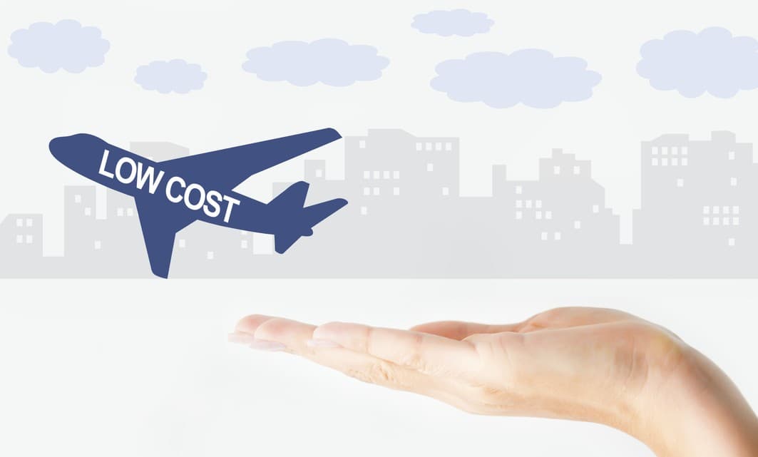 Cómo viajar durante las crisis económicas