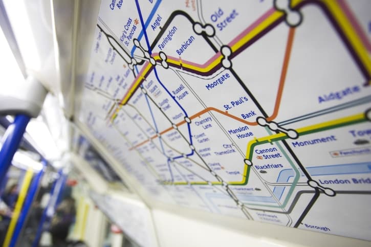 Más estaciones de metro, más creatividad subterránea