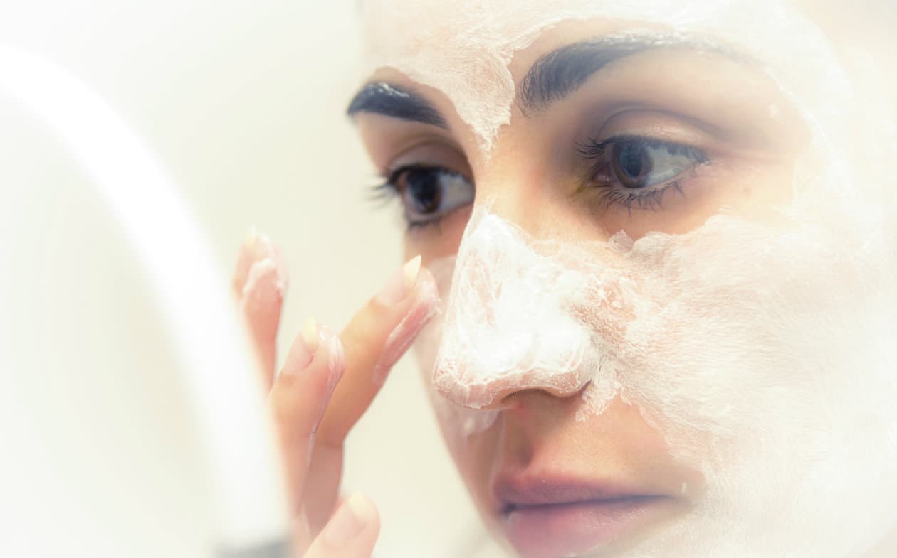 Exfoliante para rostro de azúcar y aceite de coco