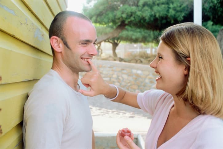 ¿Cuáles son los beneficios de la manteca de cacao para la piel?