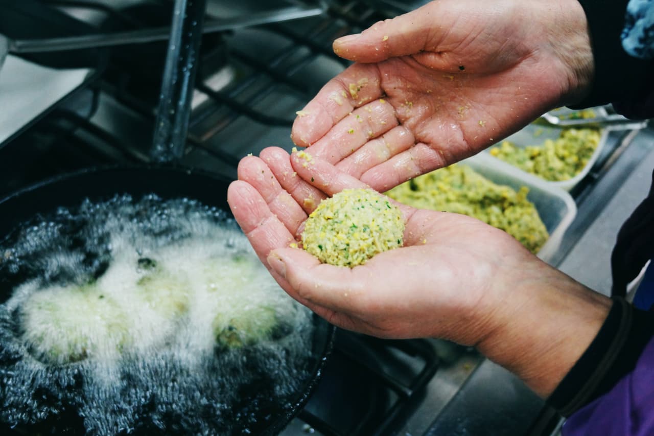 Aprende a preparar el saludable y delicioso Falafel