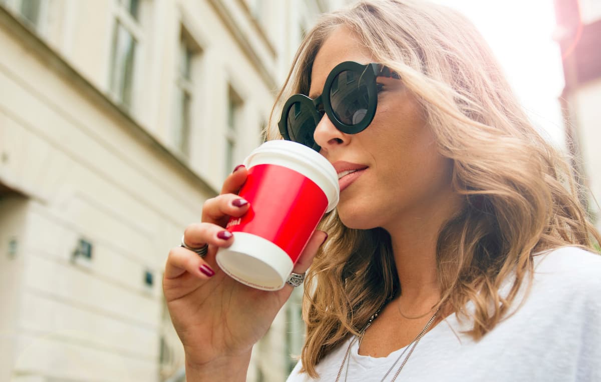 Estos 10 trucos te ayudarán a AHORRAR rápido (y así podrás tener dinero para viajar)