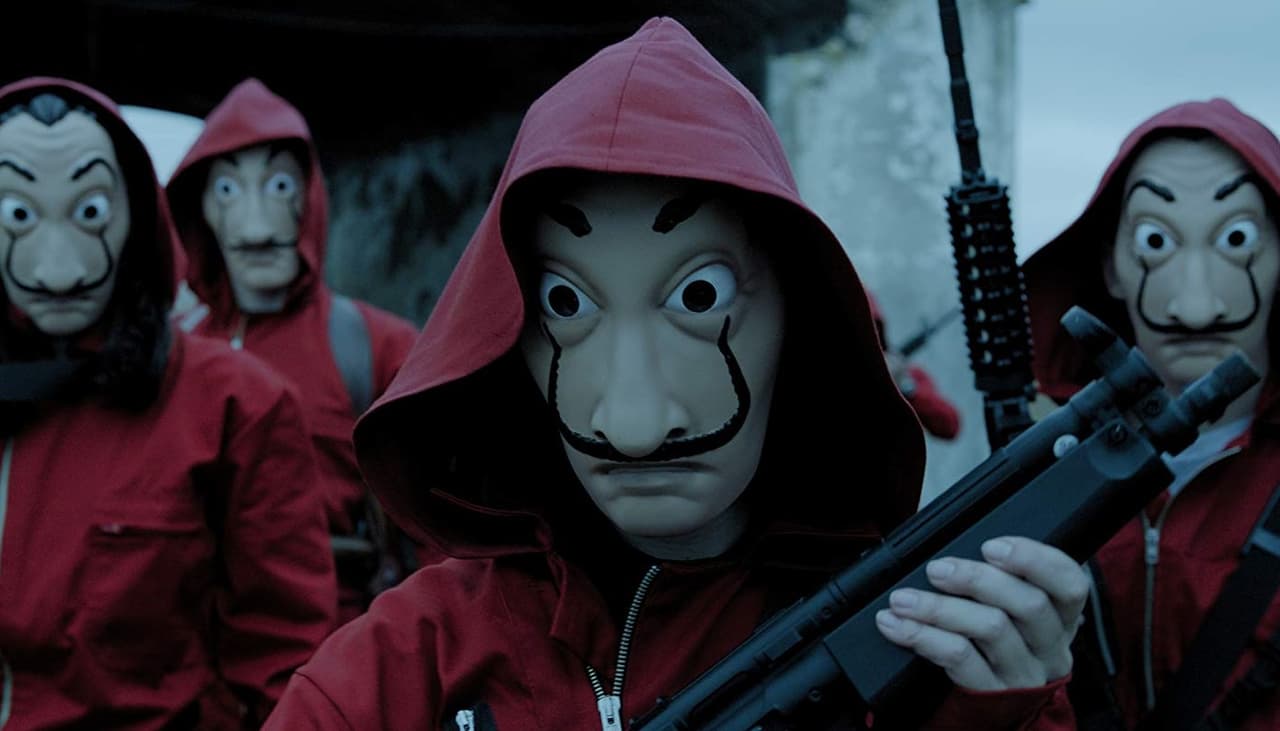 Él es Miguel Ángel Silvestre, el guapísimo actor que se suma a 'La casa de papel 5'