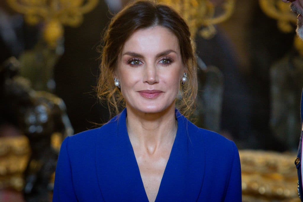 Para verte más alta y sensual sólo necesitas un vestido como el de la reina Letizia
